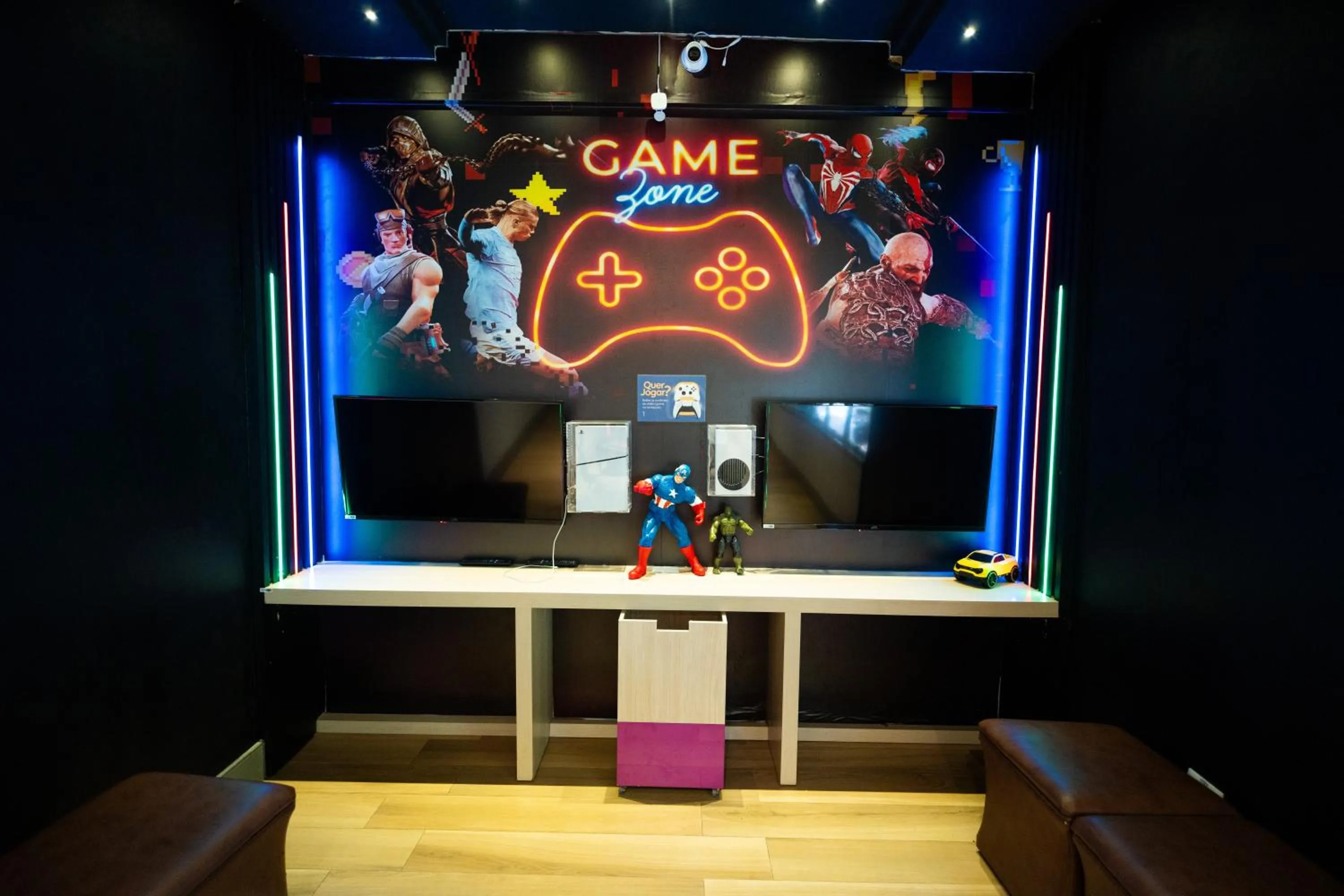Game Room in Tarobá Hotel