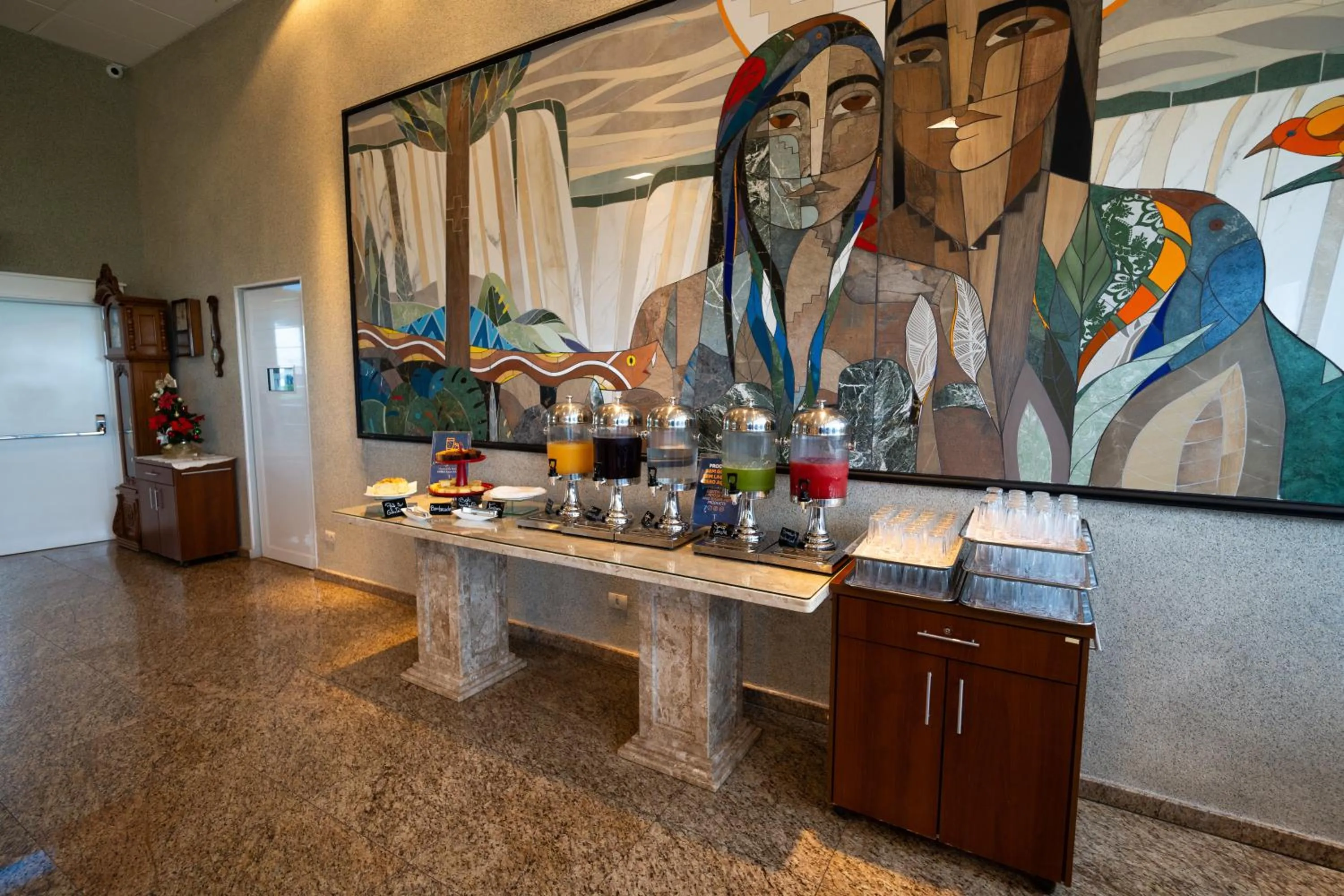 Breakfast in Tarobá Hotel