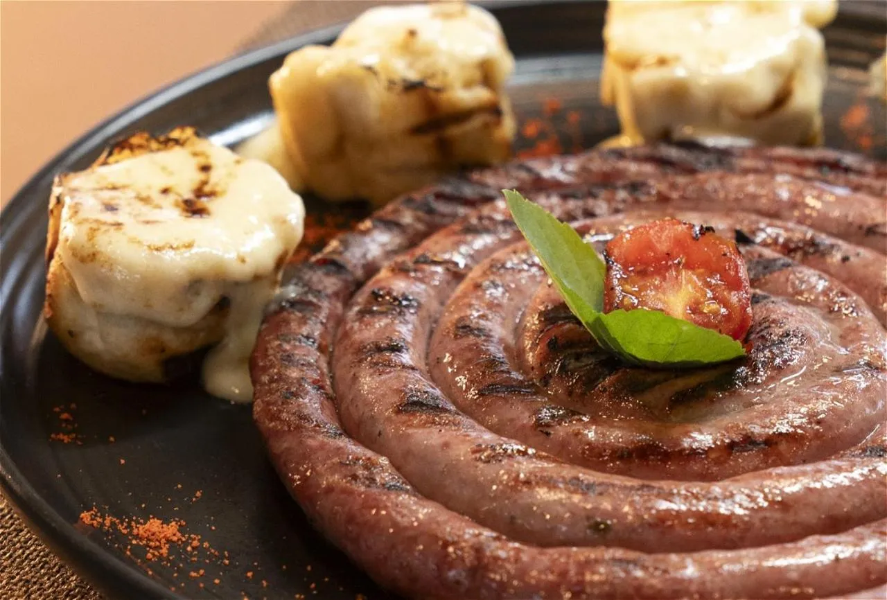 Restaurant/places to eat in Tarobá Hotel