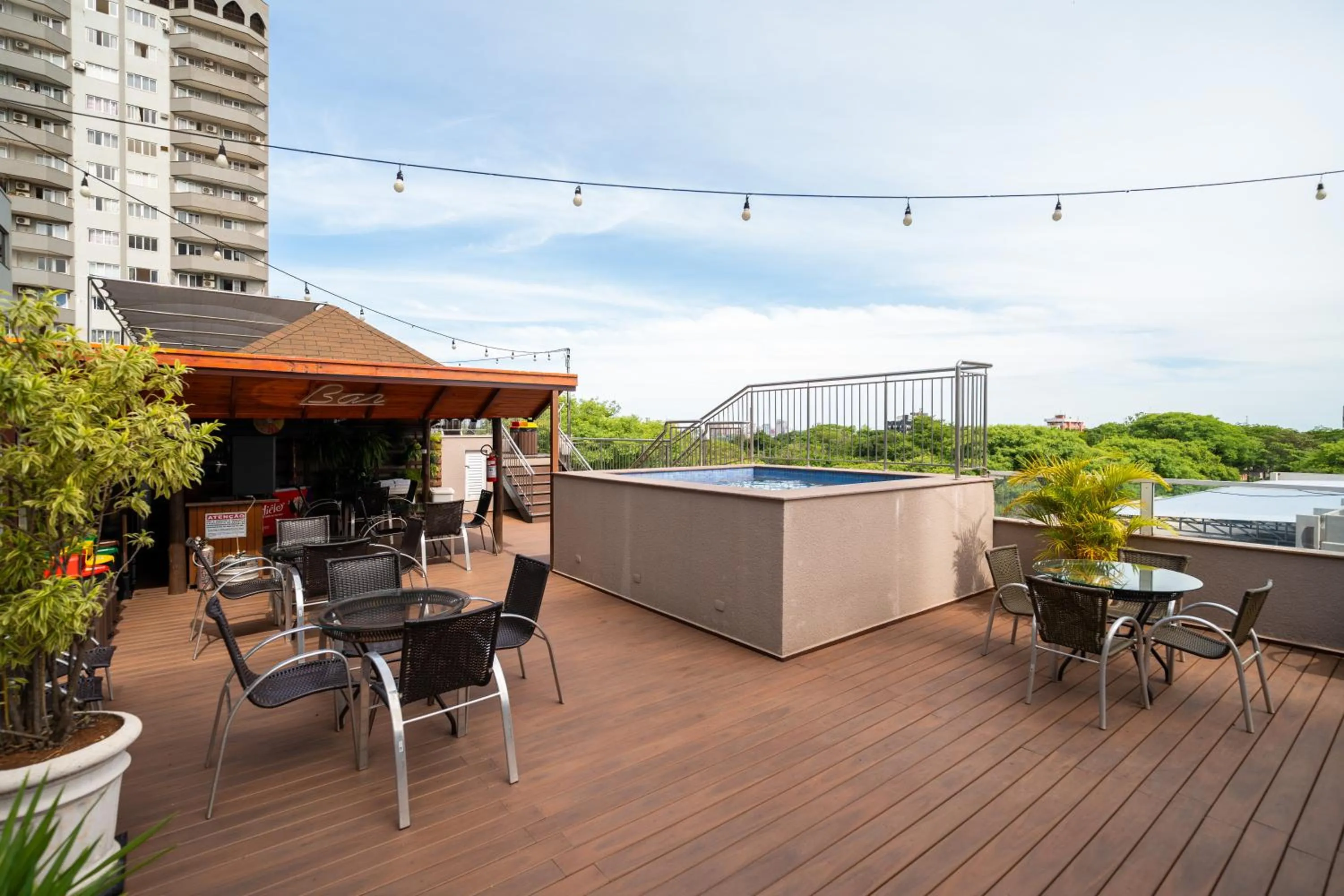 Lounge or bar in Tarobá Hotel