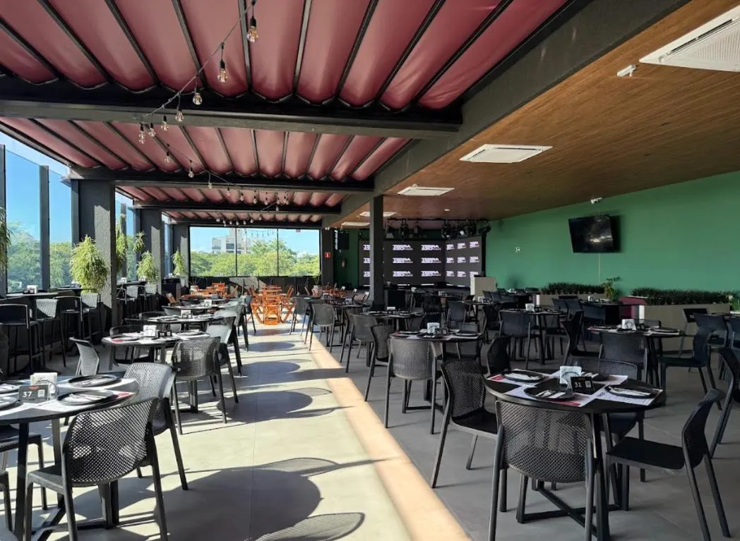 Restaurant/places to eat in Tarobá Hotel