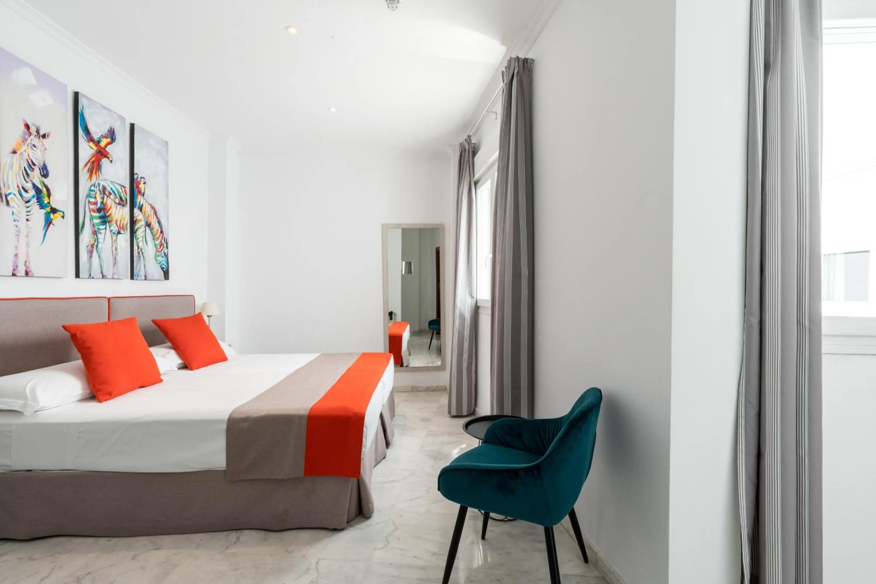 Bed in Cool Sevilla Hotel