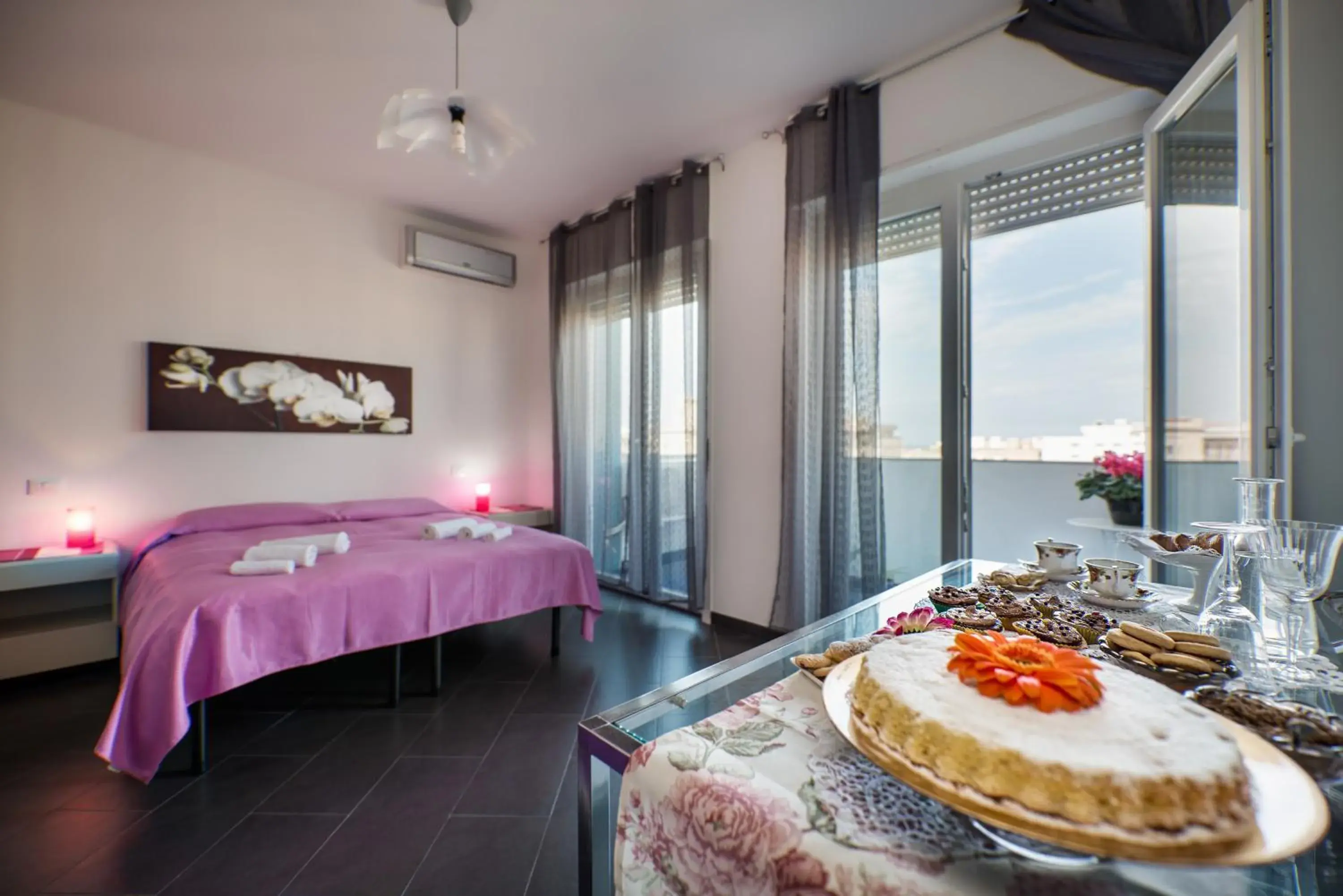 Triple Room - single occupancy in Bed and Breakfast Palermo Centro Triple Room - single occupancy in Bed and Breakfast Palermo Centro