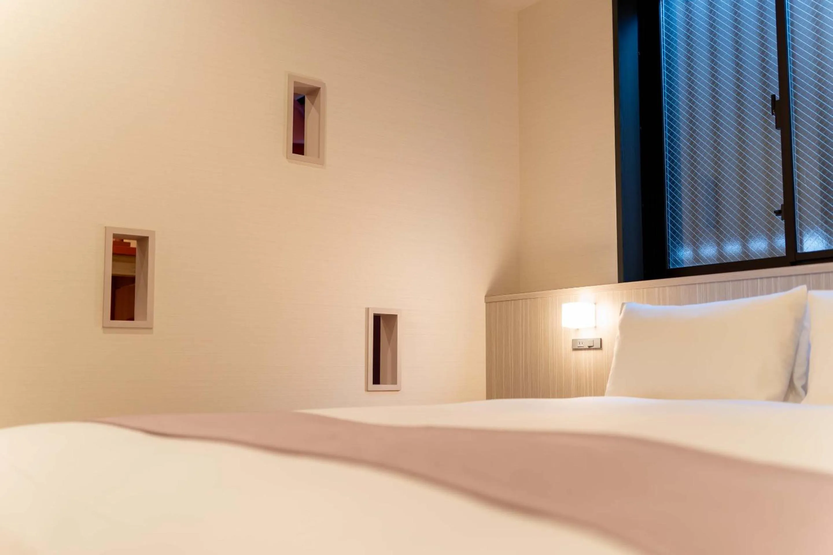 Bed in PLAY!! Resi Stay