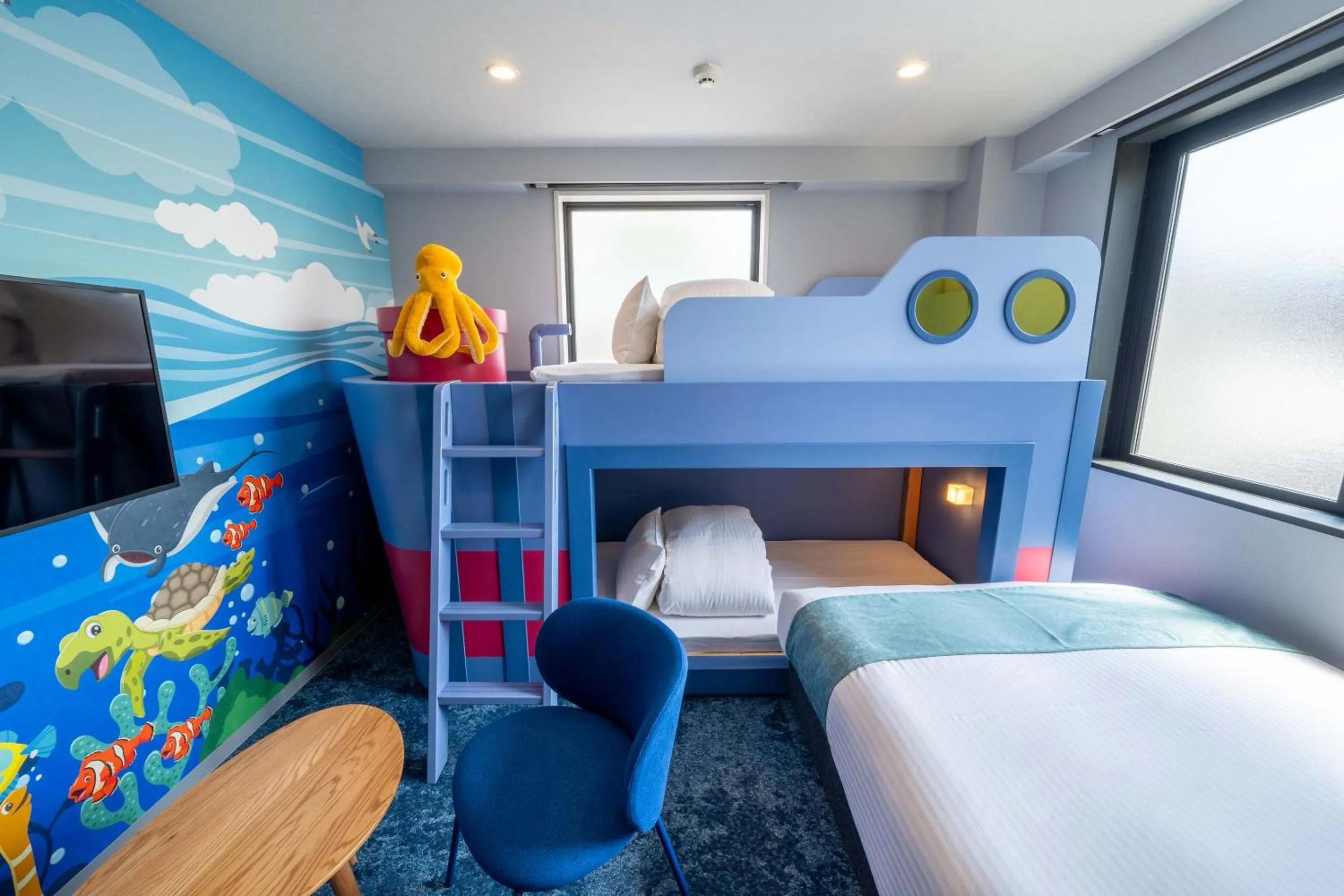 Bed in PLAY!! Resi Stay