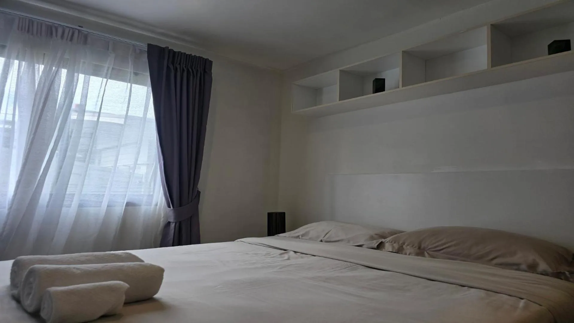 Bed in Island Escape 1BR T1-206