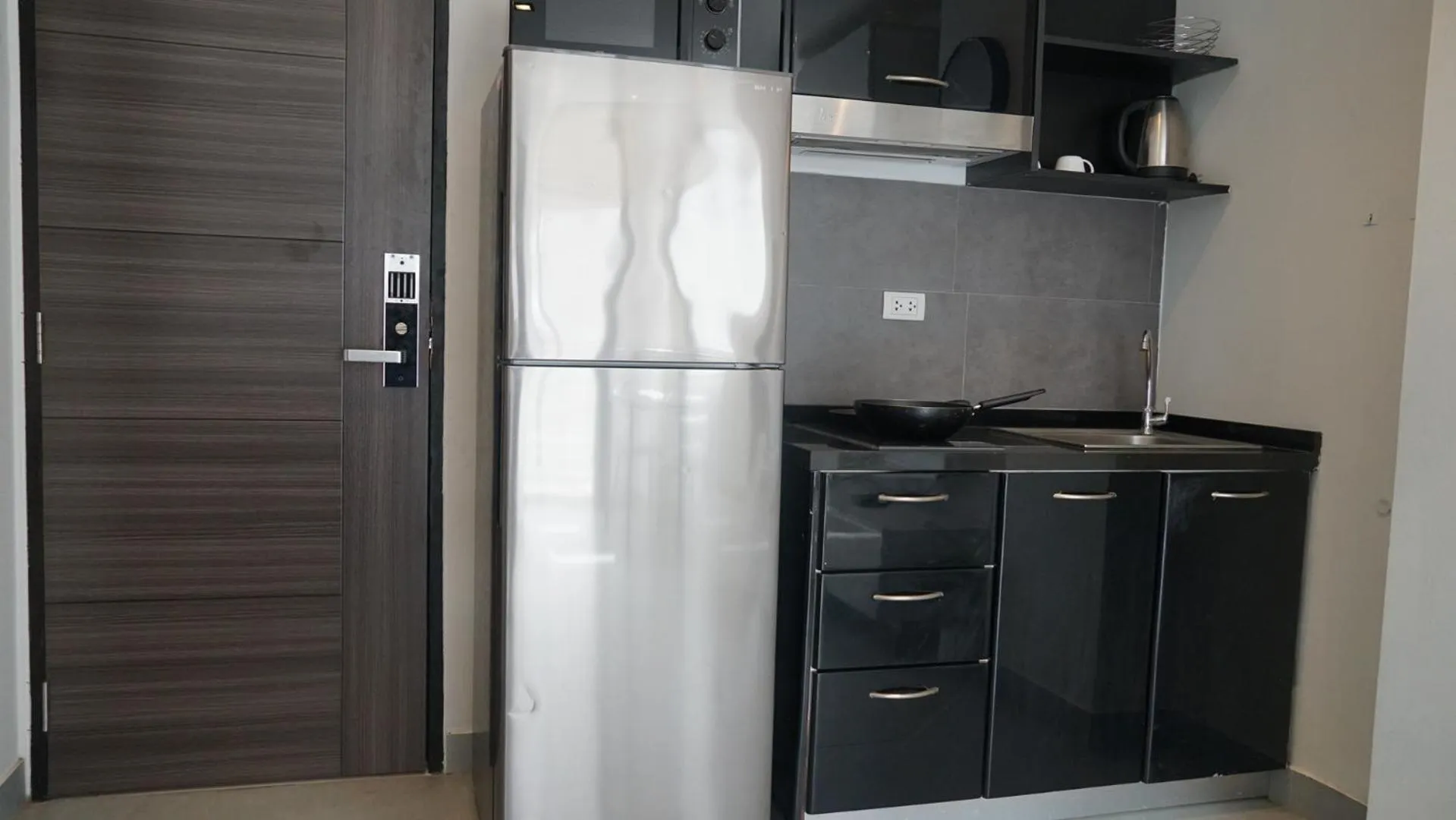 Island Escape 1BR T1-206