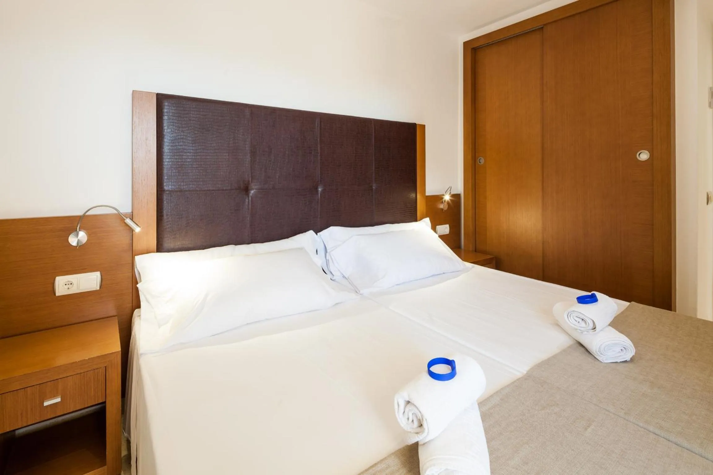 Bedroom, Bed in Ibiza Heaven Apartments