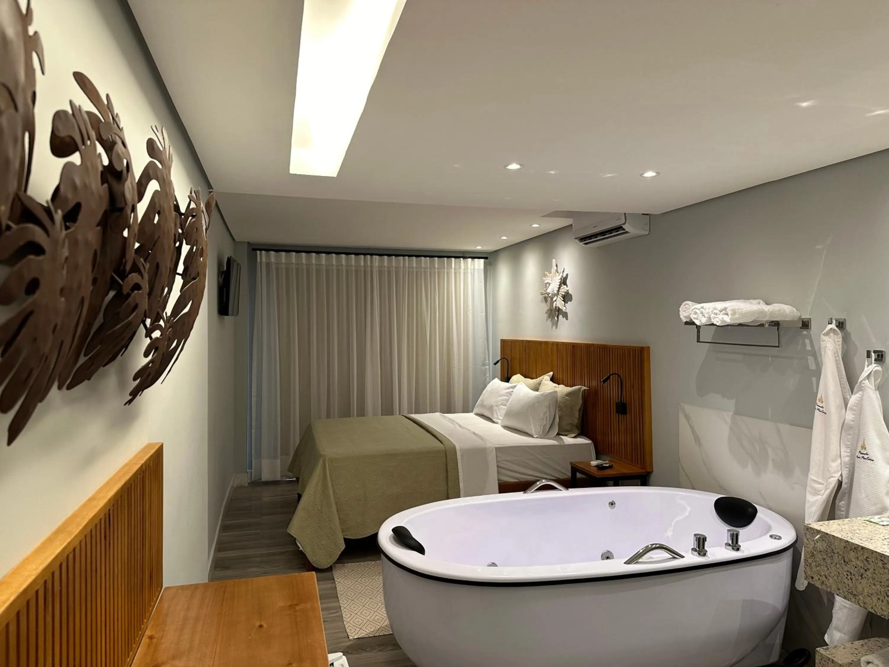 Photo of the whole room, Bed in Pousada Maria Monteiro Tiradentes