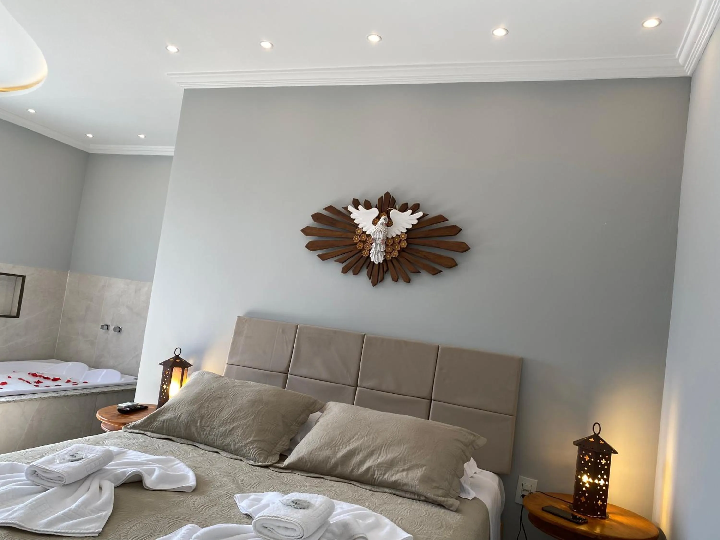 Photo of the whole room, Bed in Pousada Maria Monteiro Tiradentes