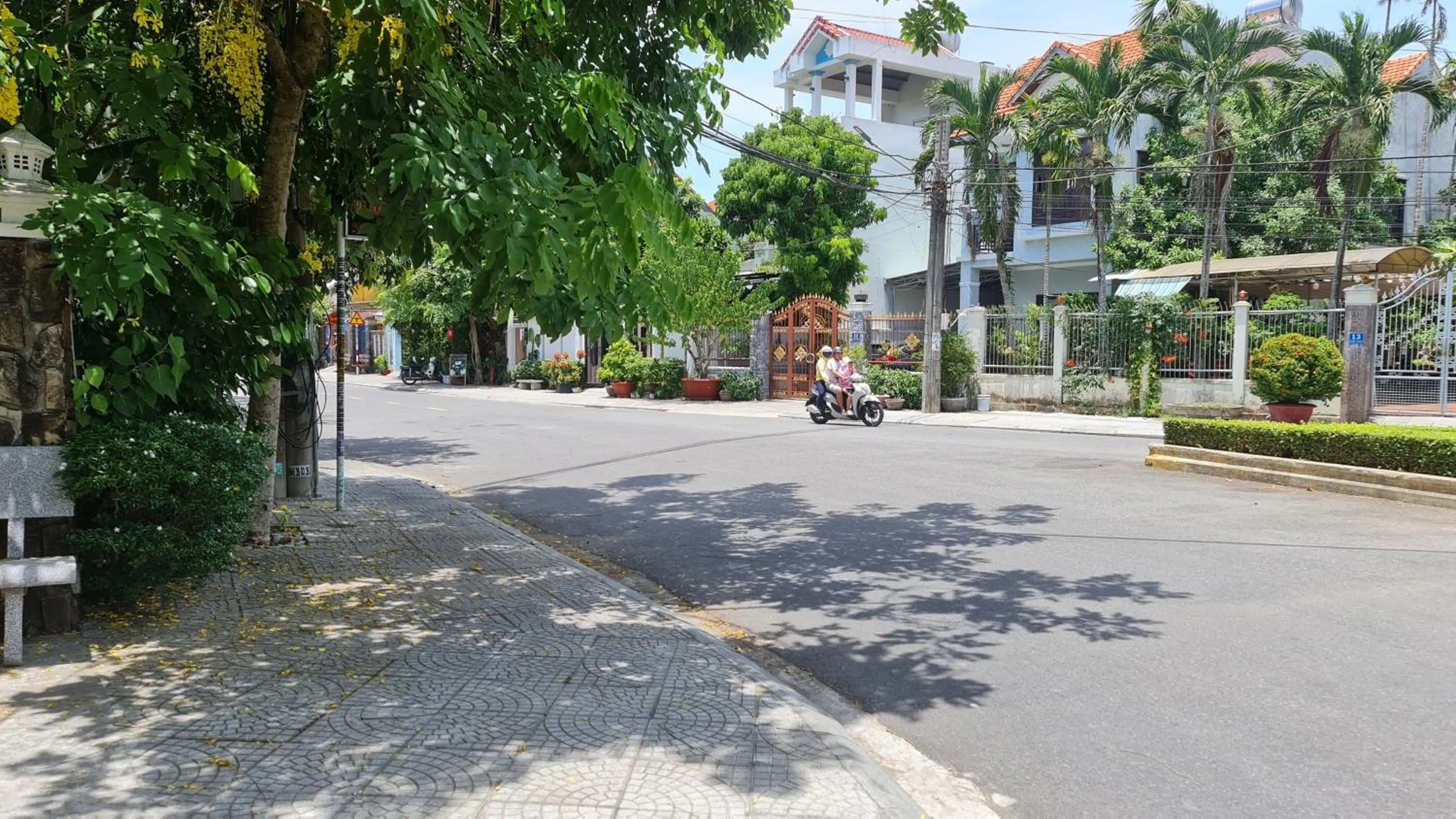 Day in Minh Trang Villa Hoi An -BBQ Garden