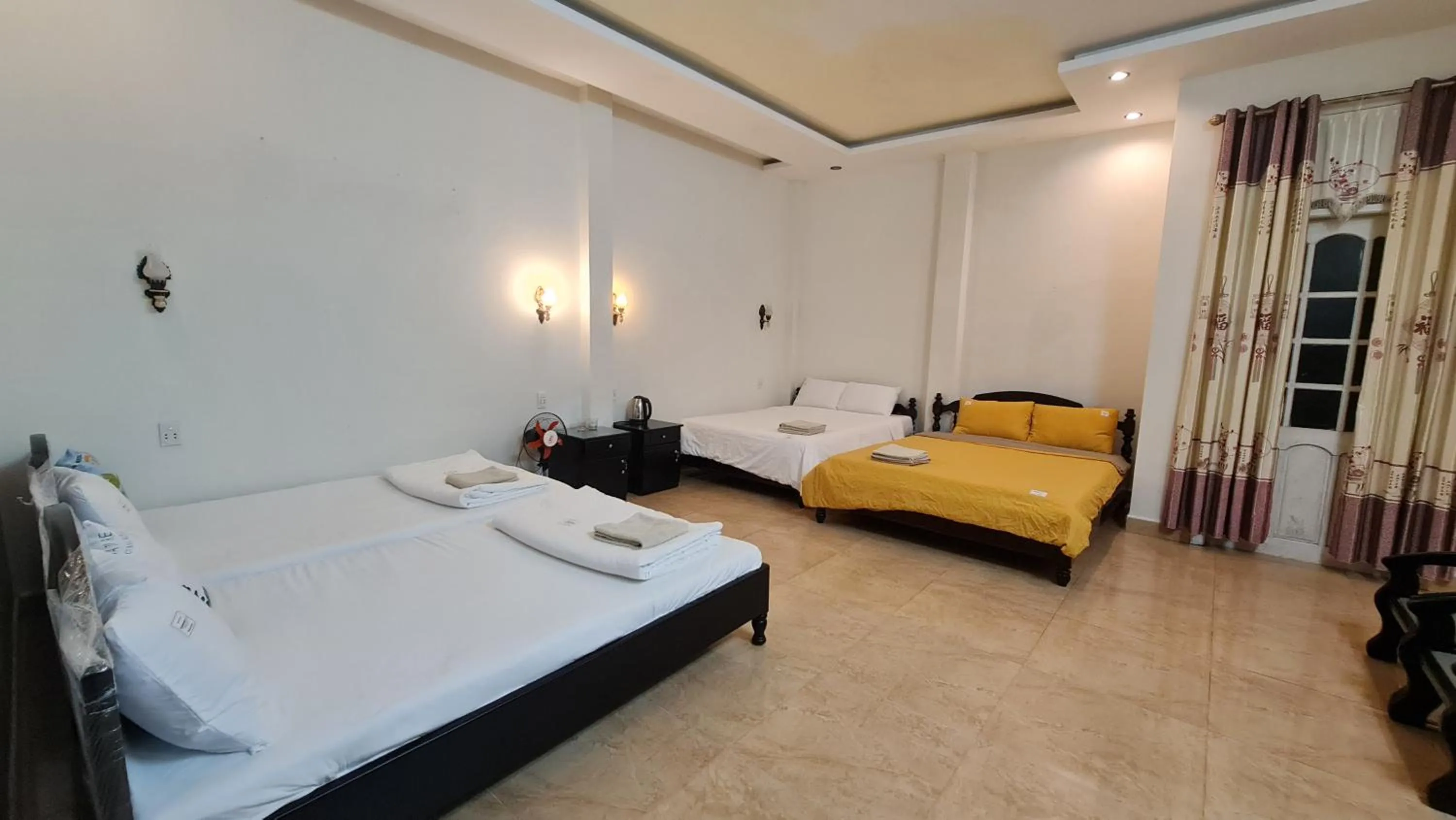 Bed in Minh Trang Villa Hoi An -BBQ Garden