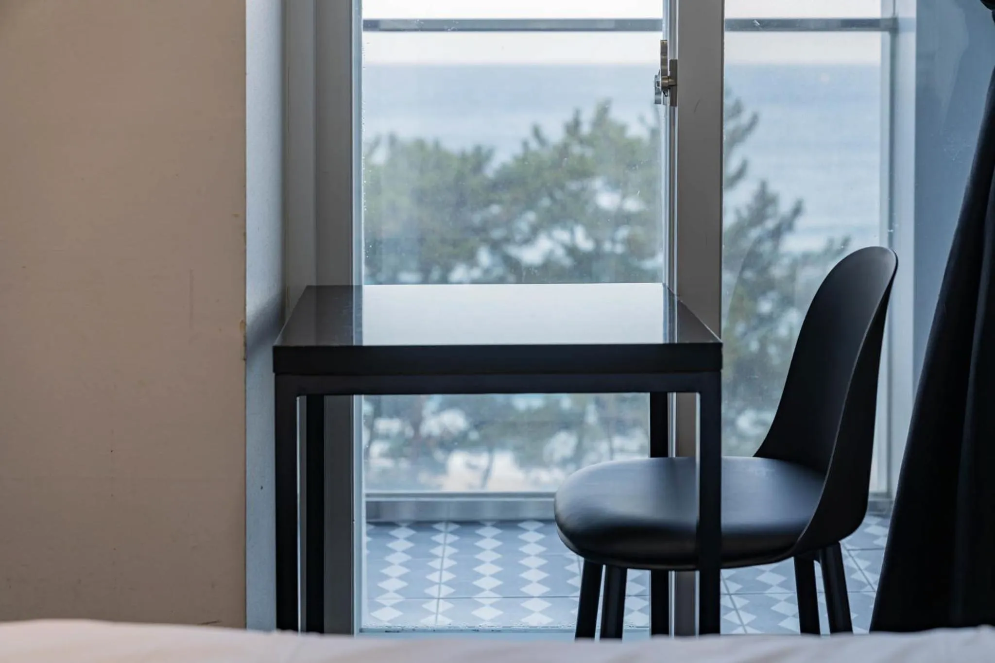 Gangneung Gyeongpodae Hotel Cube