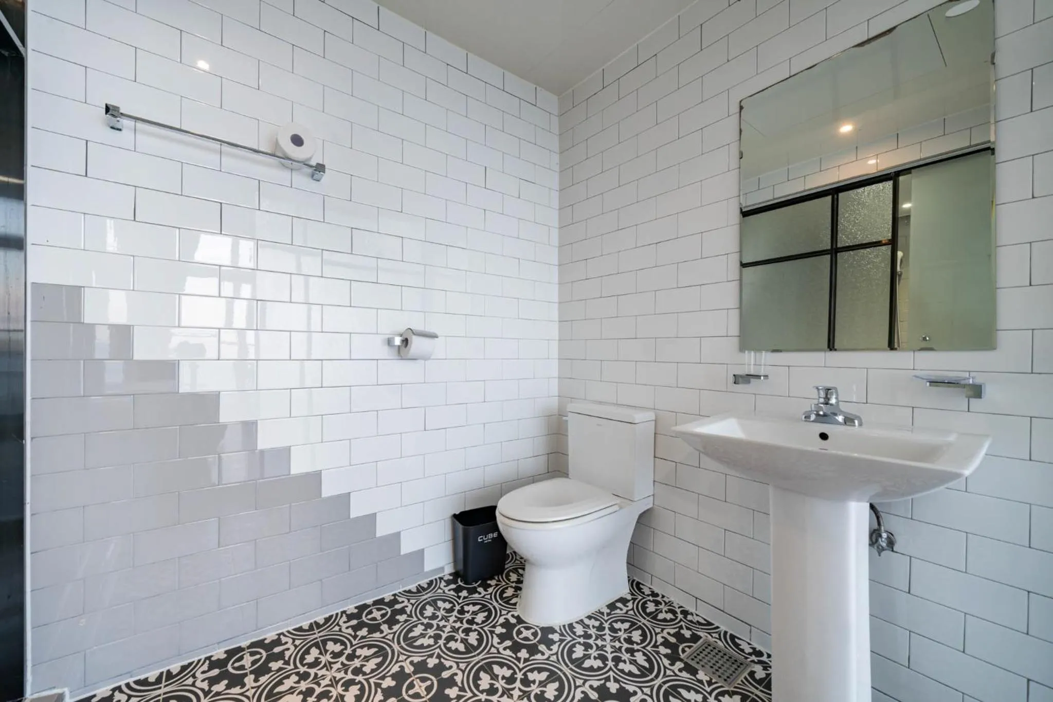 Gangneung Gyeongpodae Hotel Cube