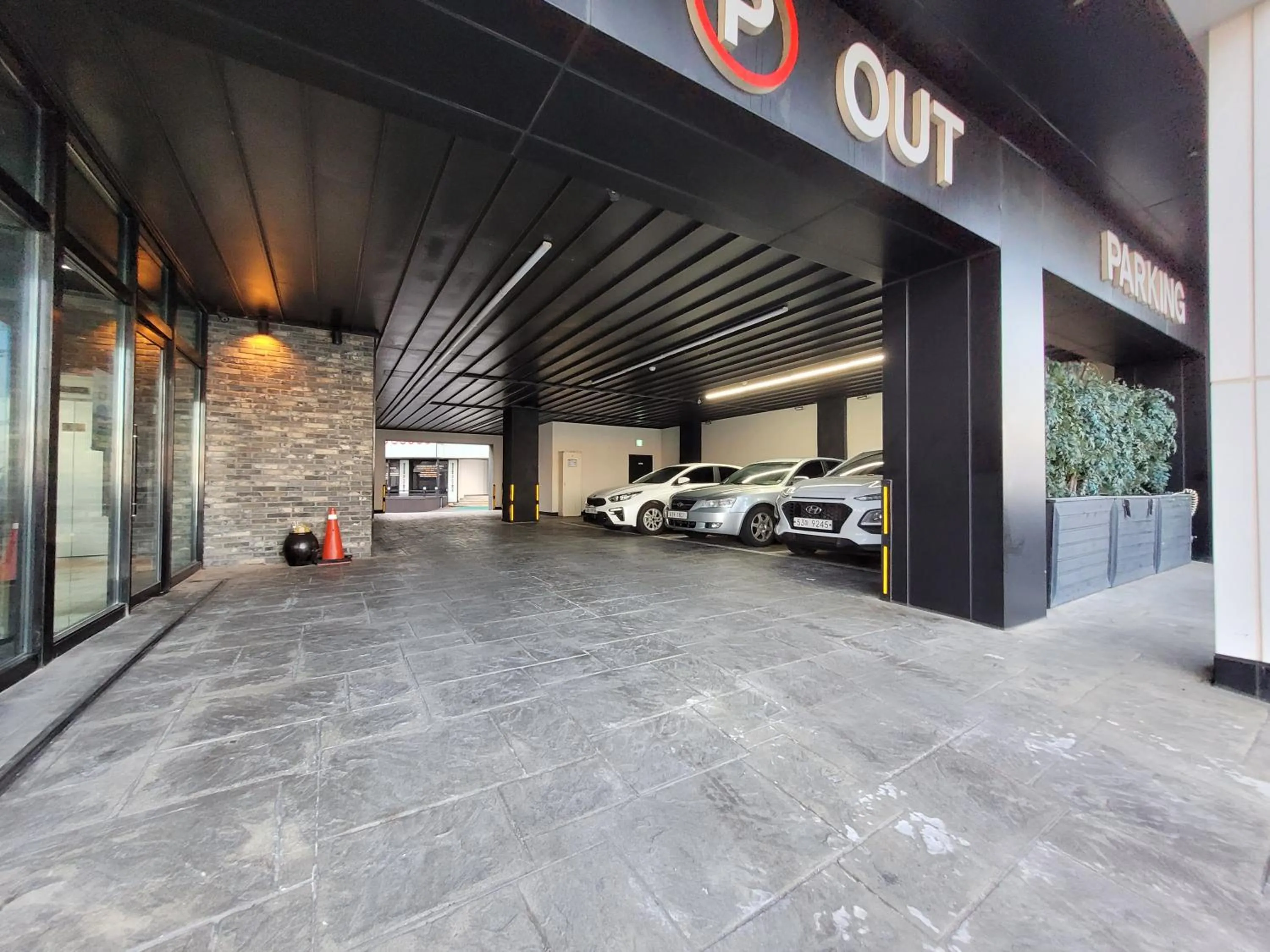 Gangneung Gyeongpodae Hotel Cube