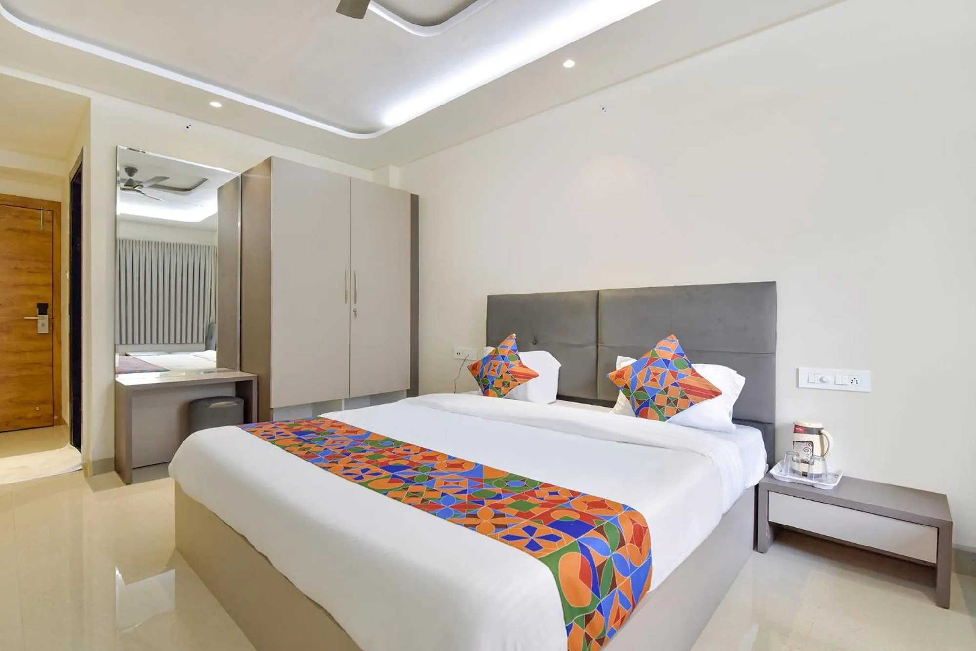 Bed in FabHotel Synergy Stays