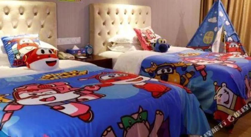 Bed in New Century Hotel Putuo Zhoushan