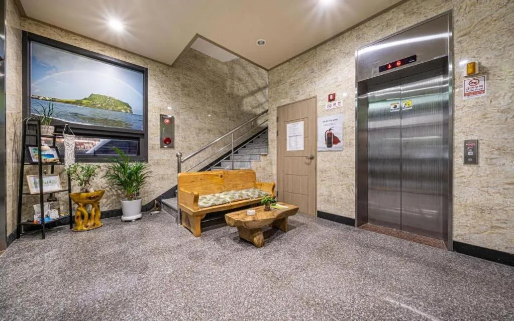 Seogwipo (Seongsan) Beach Hotel