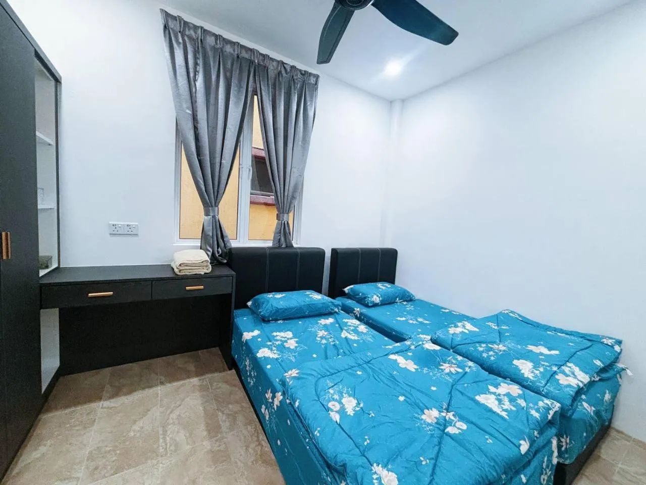 Bedroom, Bed in Trace Cozy Place