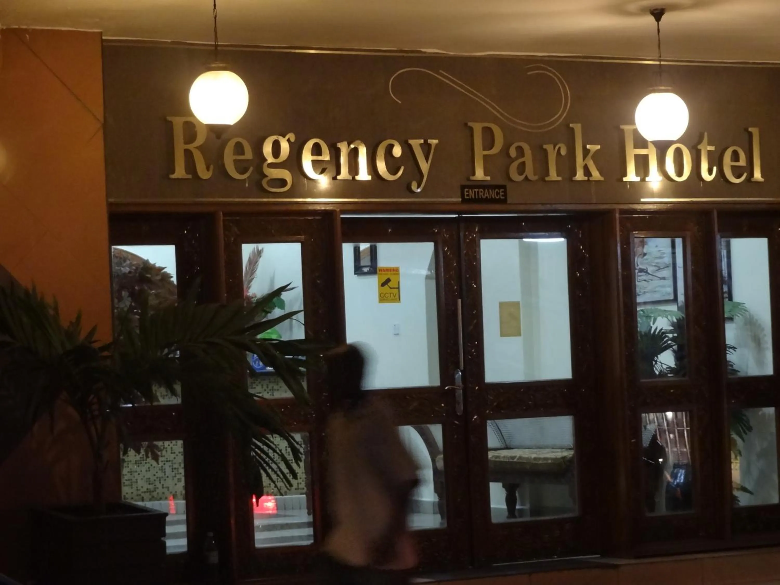 Facade/entrance in Regency Park Hotel