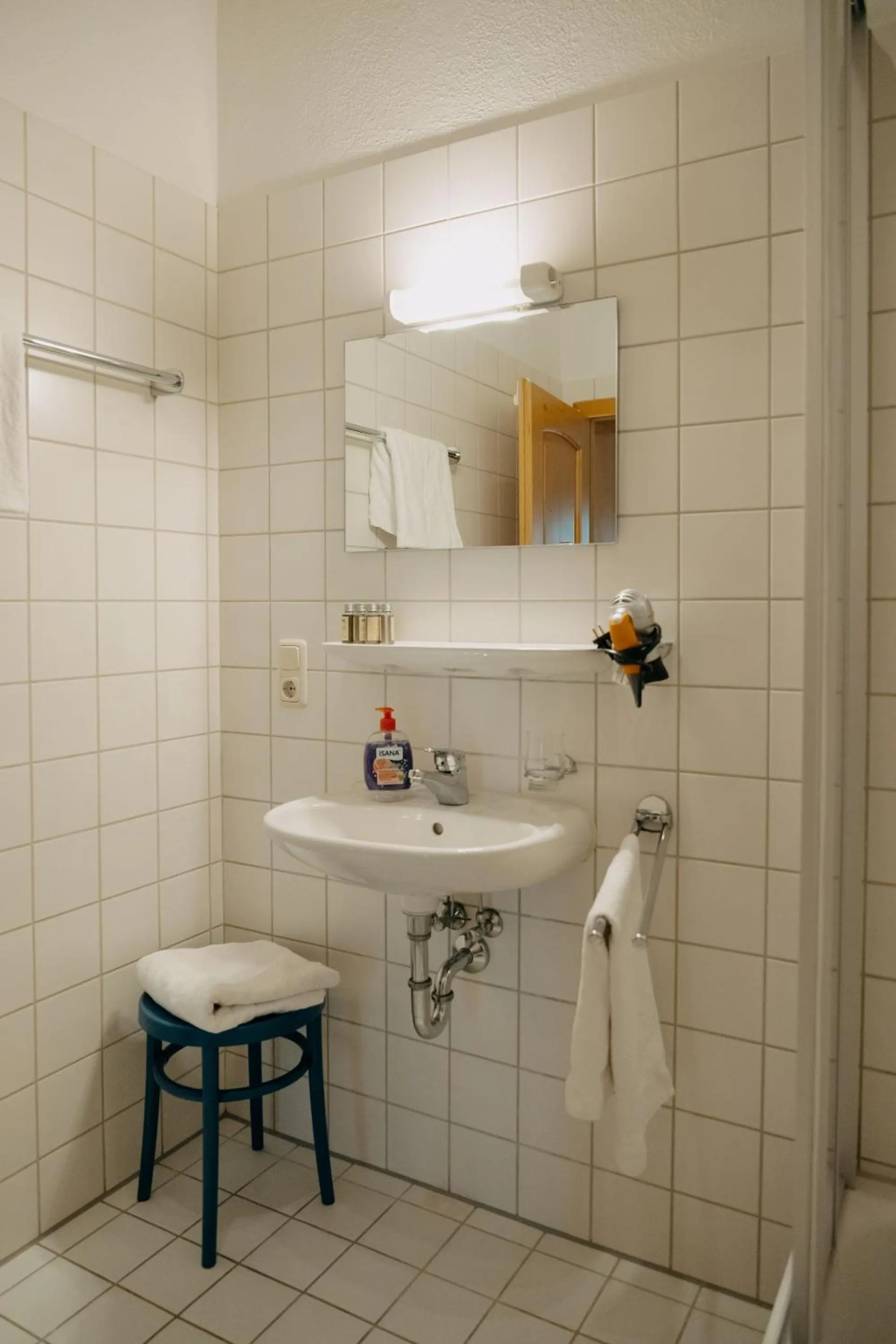 Bathroom in Gästehaus Edhof