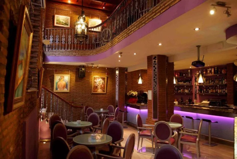 Lounge or bar in Hotel Palacio de Oñate