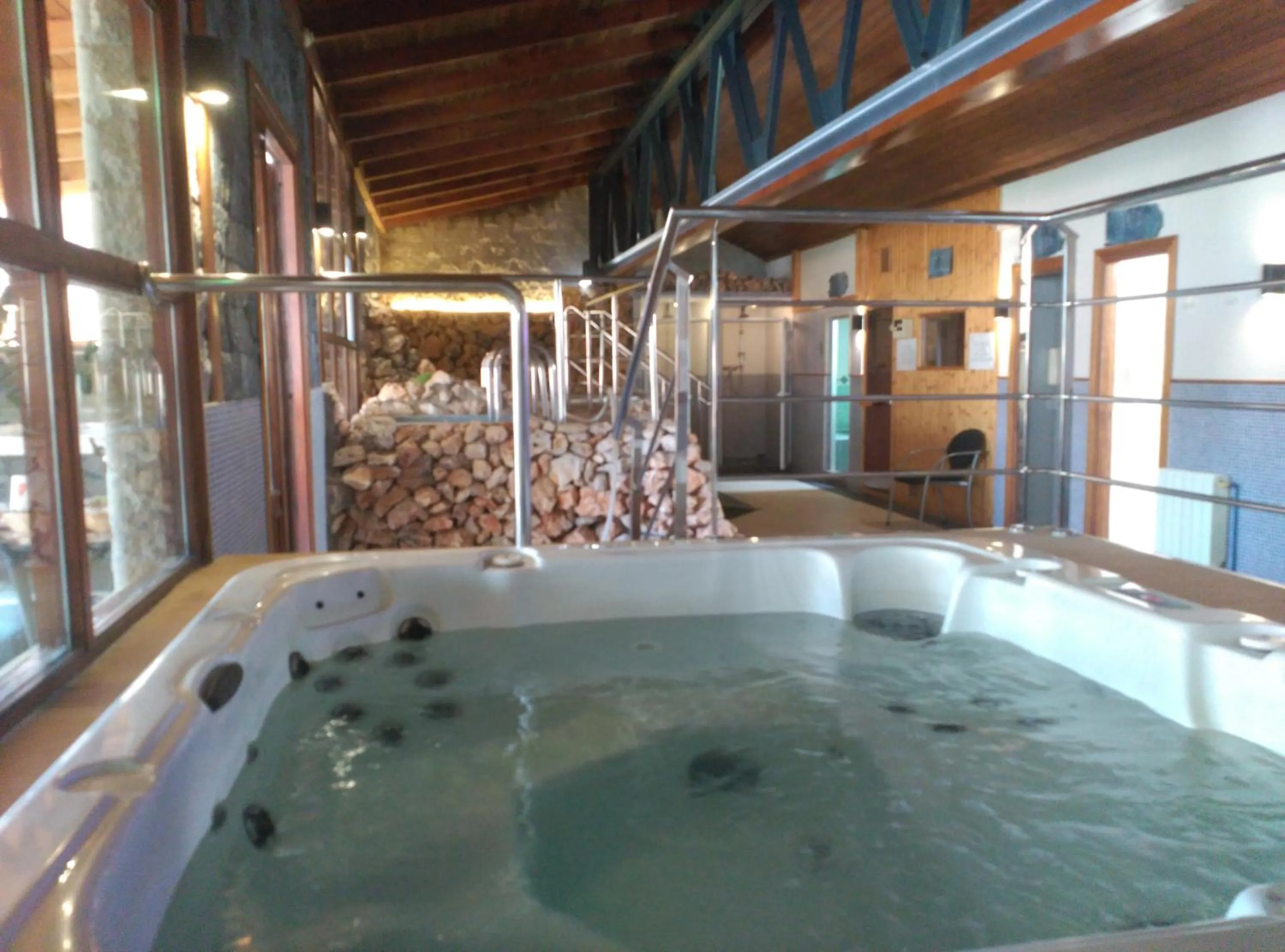 Hot Tub in Hotel Palacio de Oñate