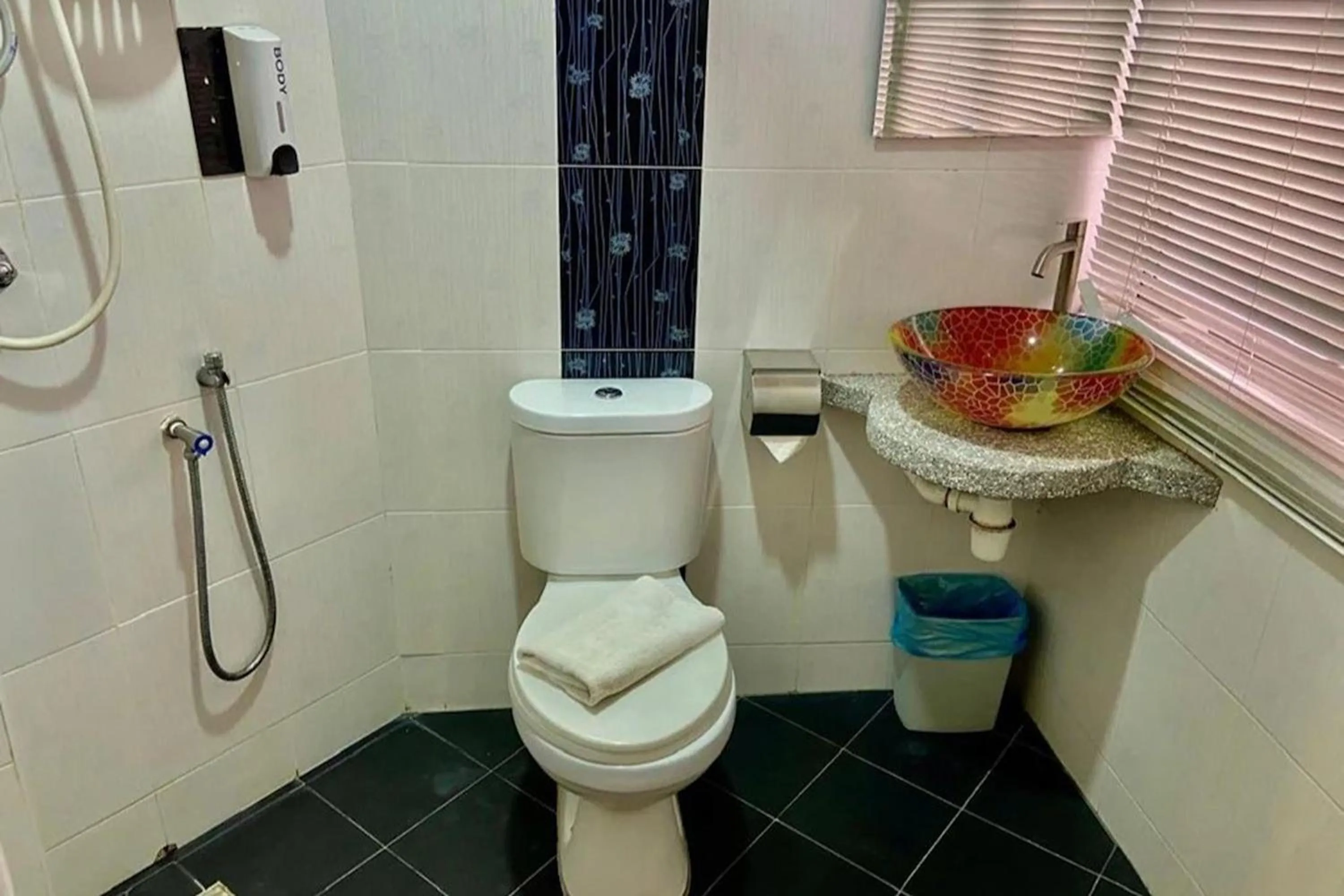 Bathroom in Hotel Dlima Inn Plaza Mahkota Melaka