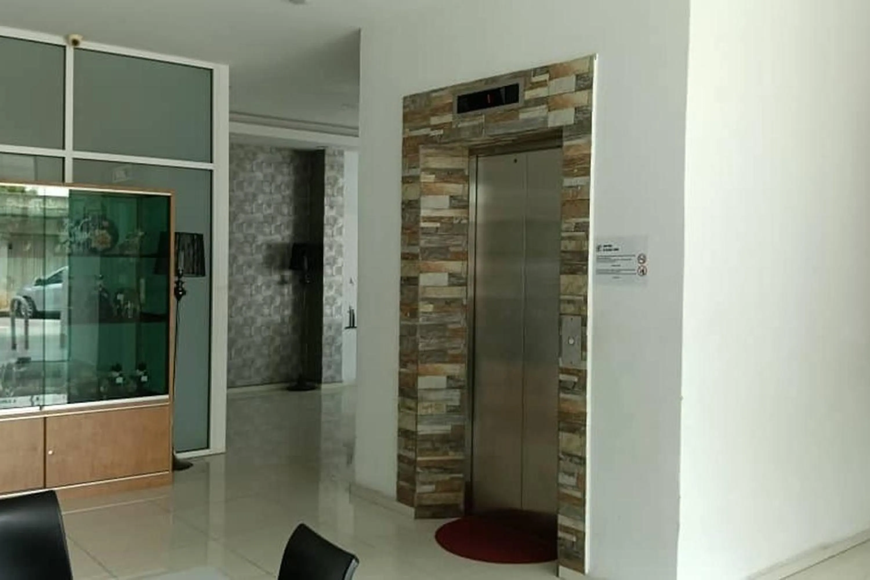 elevator in Hotel Dlima Inn Plaza Mahkota Melaka