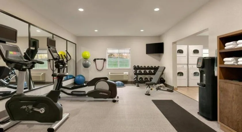 Candlewood Suites Springfield By IHG