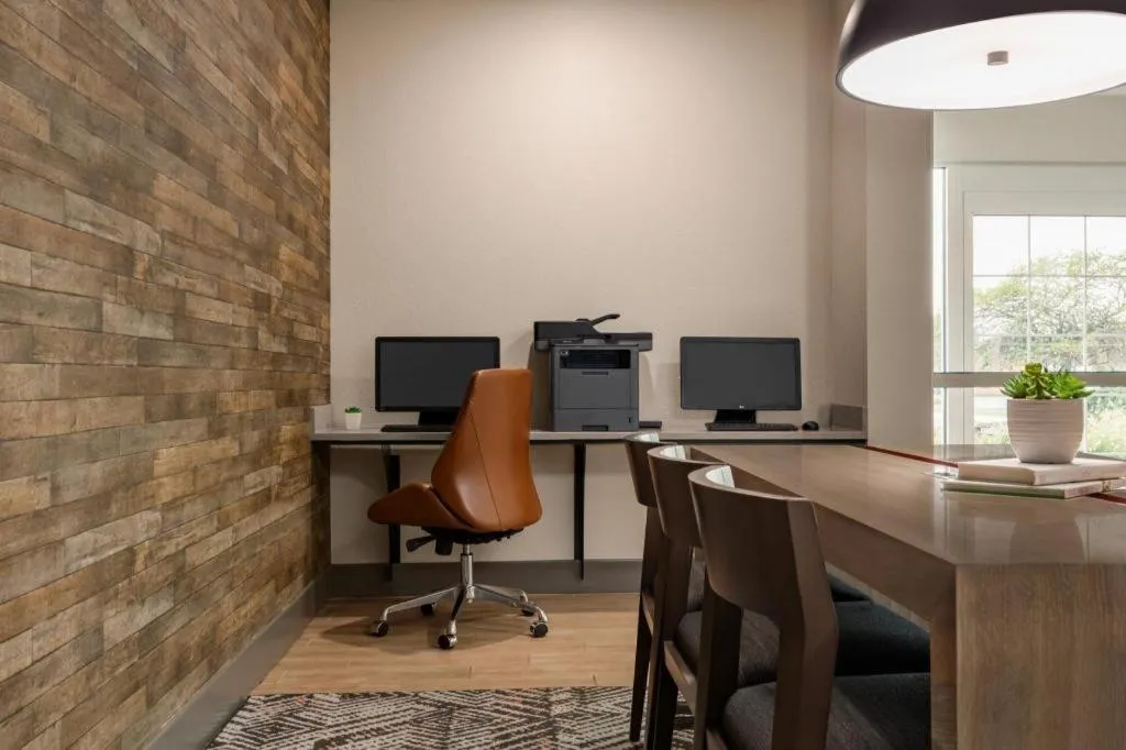 Candlewood Suites Springfield By IHG