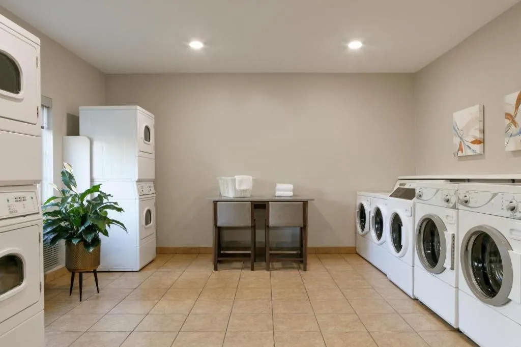 Candlewood Suites Springfield By IHG