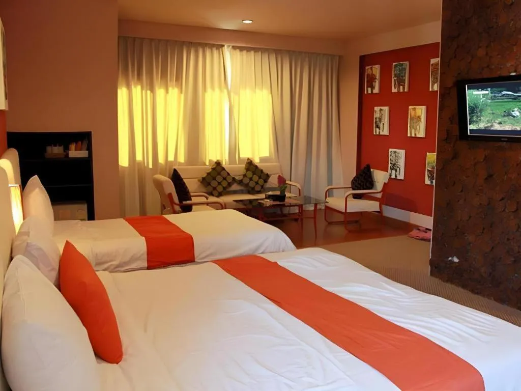 Bed in Cactus Resort & Hotel