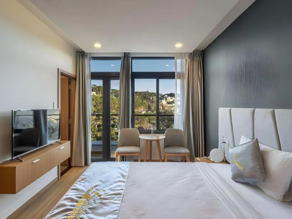 Bed in Gold View Boutique Hotel Đà Lạt