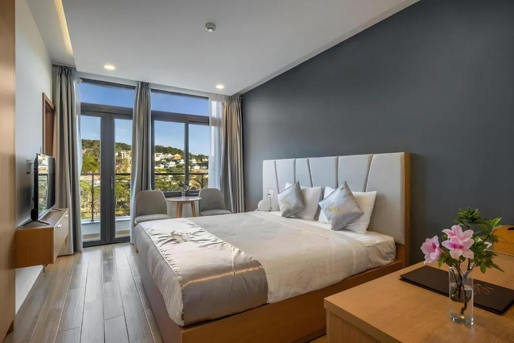 Bed in Gold View Boutique Hotel Đà Lạt