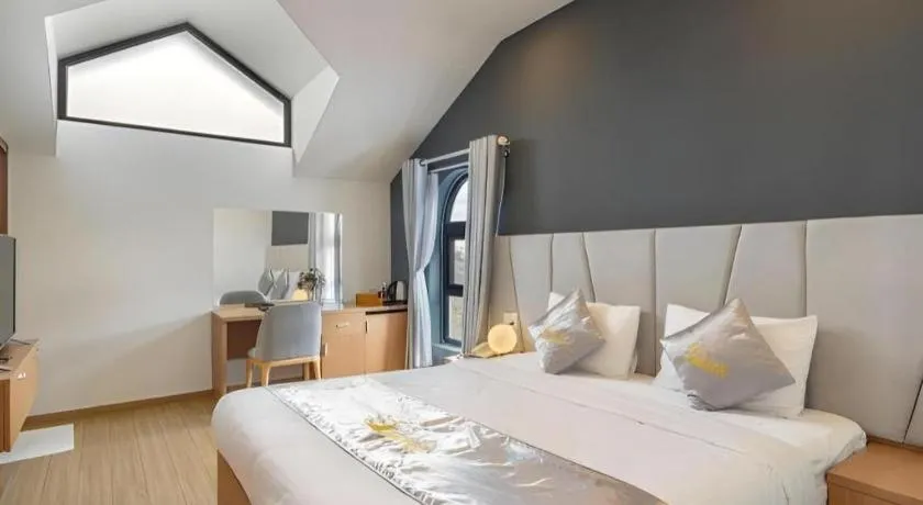 Bed in Gold View Boutique Hotel Đà Lạt