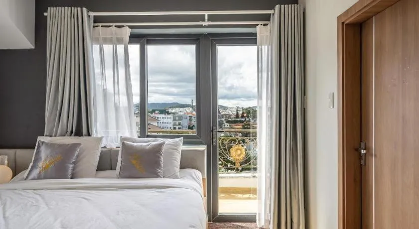 Bed in Gold View Boutique Hotel Đà Lạt