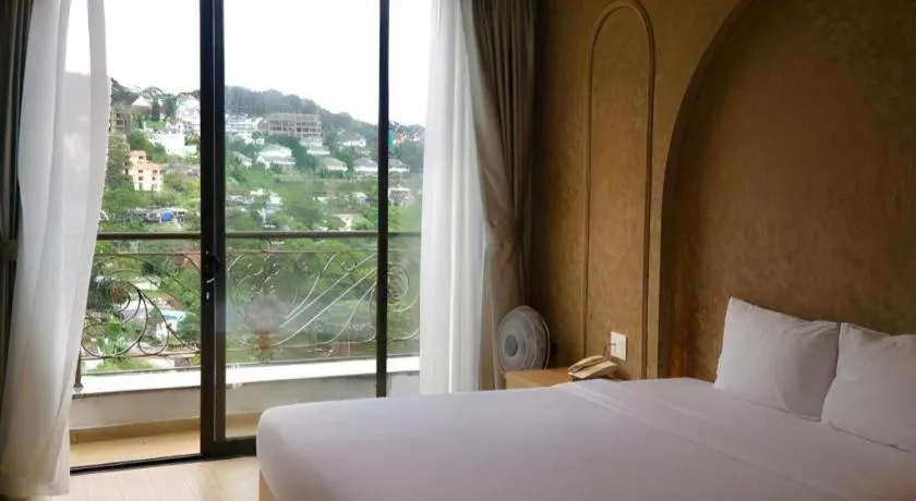 Bed in Gold View Boutique Hotel Đà Lạt