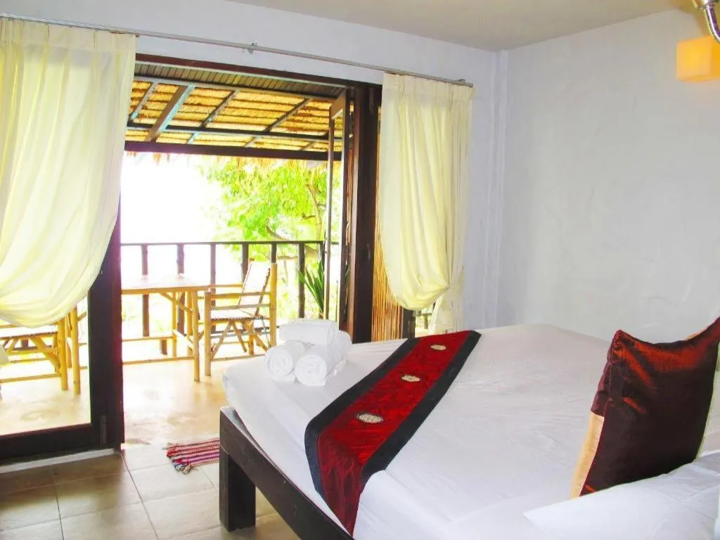 Bed in Tamarina Resort