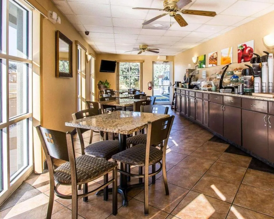 Quality Inn & Suites near Panama City Beach