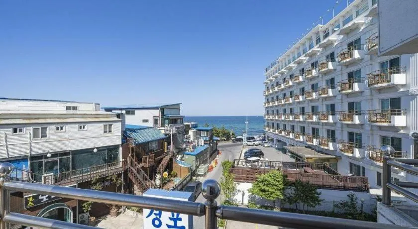 Gangneung Gyeongpodae Gangneung Motel