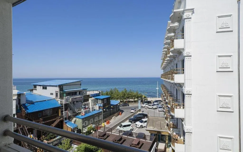 Gangneung Gyeongpodae Gangneung Motel