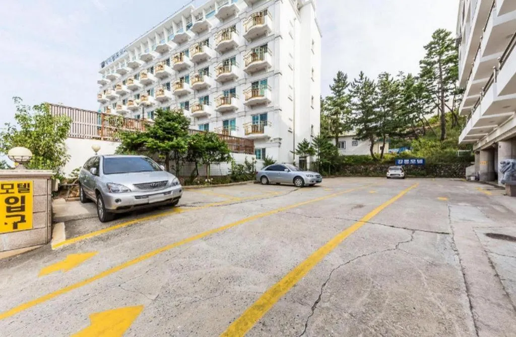 Gangneung Gyeongpodae Gangneung Motel