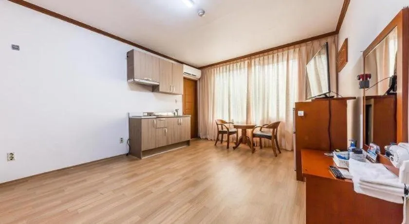 Gangneung Gyeongpodae Gangneung Motel