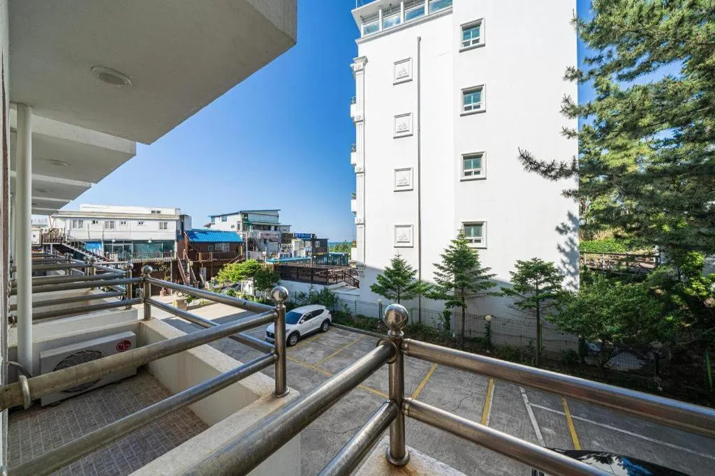 Gangneung Gyeongpodae Gangneung Motel