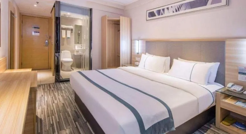 Bed in City Comfort Inn Beihai RT-Mart High Speed Railway Station