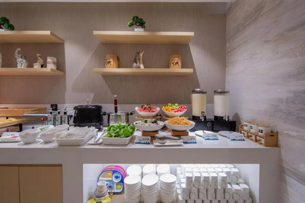 City Comfort Inn Beihai RT-Mart High Speed Railway Station