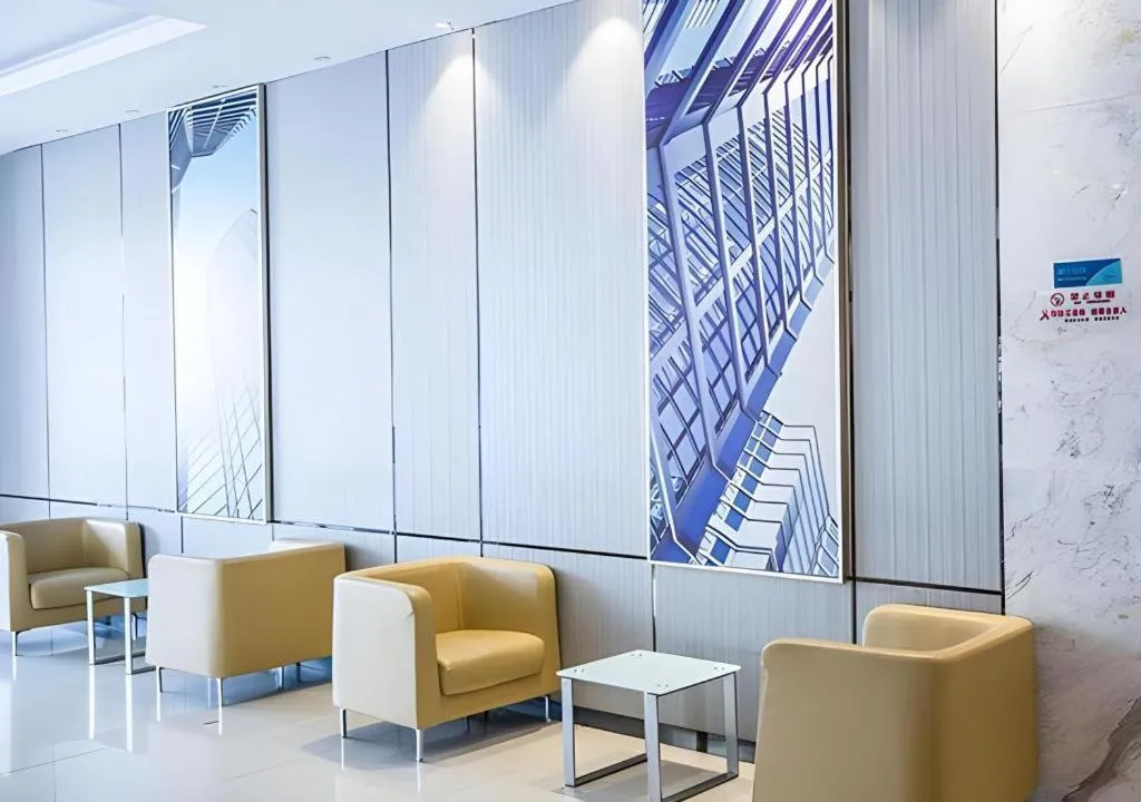 City Comfort Inn Beihai RT-Mart High Speed Railway Station