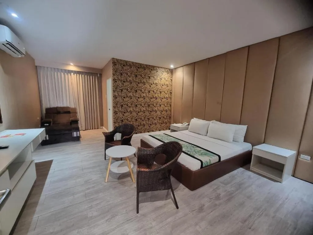 Bed in The Hotel Sophia