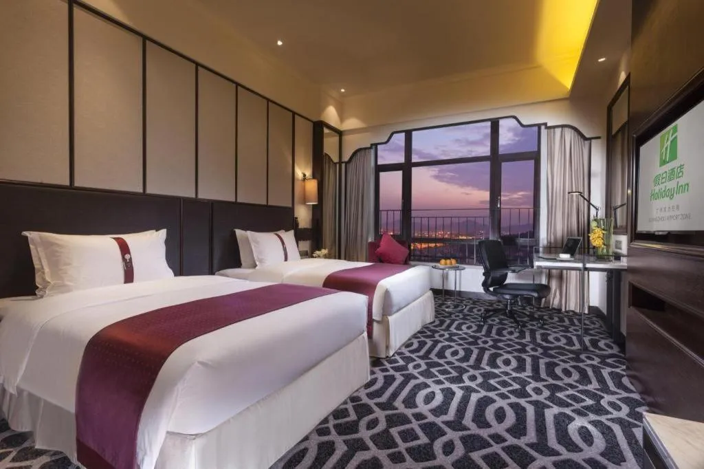 Bed in Holiday Inn Guangzhou Airport Zone By IHG